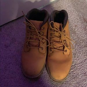 WORN ONCE Women’s Timberlands